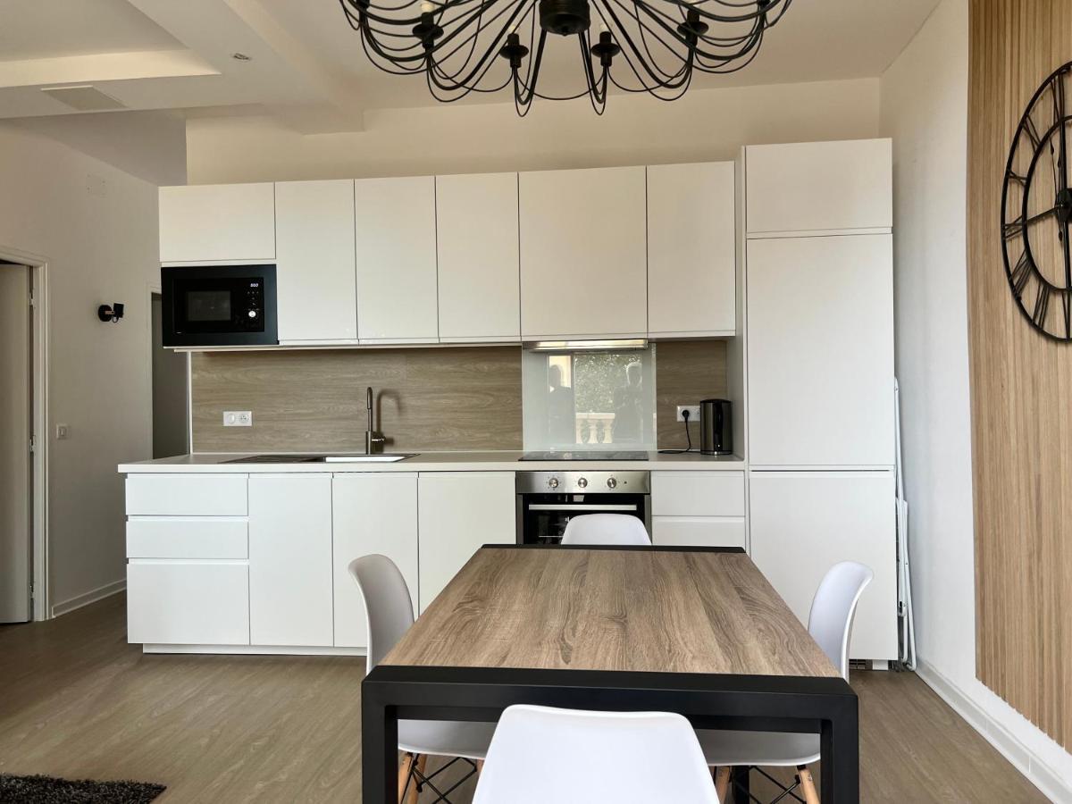 Cote Jardin: Spacious T3 Near Herault with Garden Terrace Agde Exterior photo